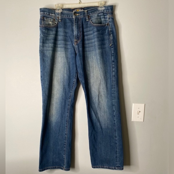 LUCKY BRAND 329 CLASSIC STRAIGHT MEN'S JEANS SIZE 34 X 30 Distressed Denim - Picture 2 of 12